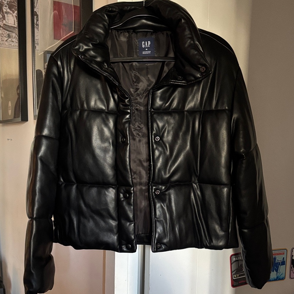 GAP Black Faux Leather Cropped Quilted Puffer Jacket
